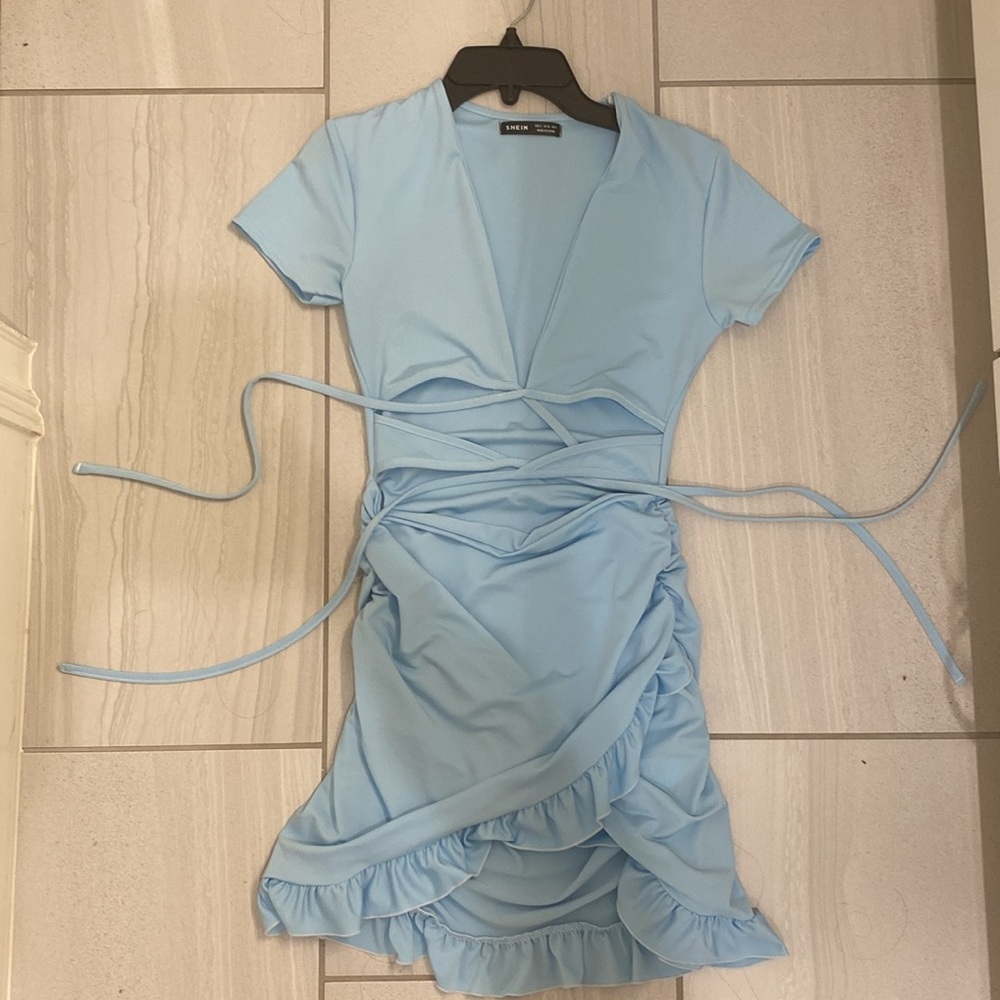 SHEIN dress - Picture 2 of 2